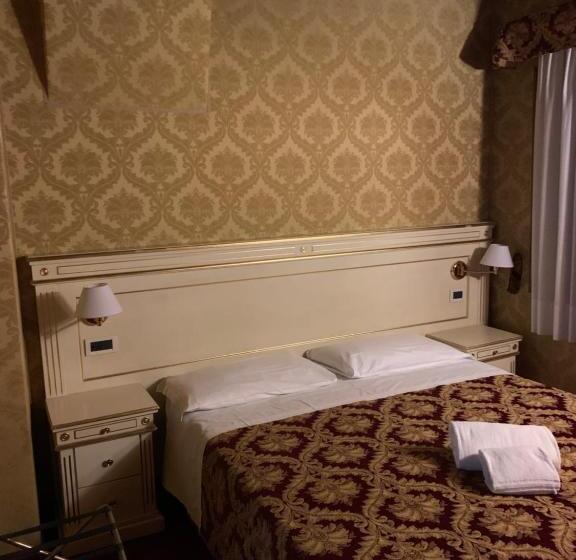 Standard Kolmen Hengen Huone, Casa Margot