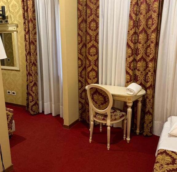 Standard Kolmen Hengen Huone, Casa Margot