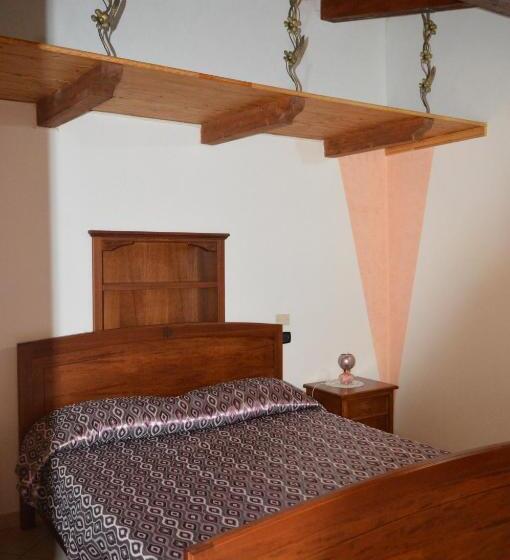 标准间, La Stella Del Pollino