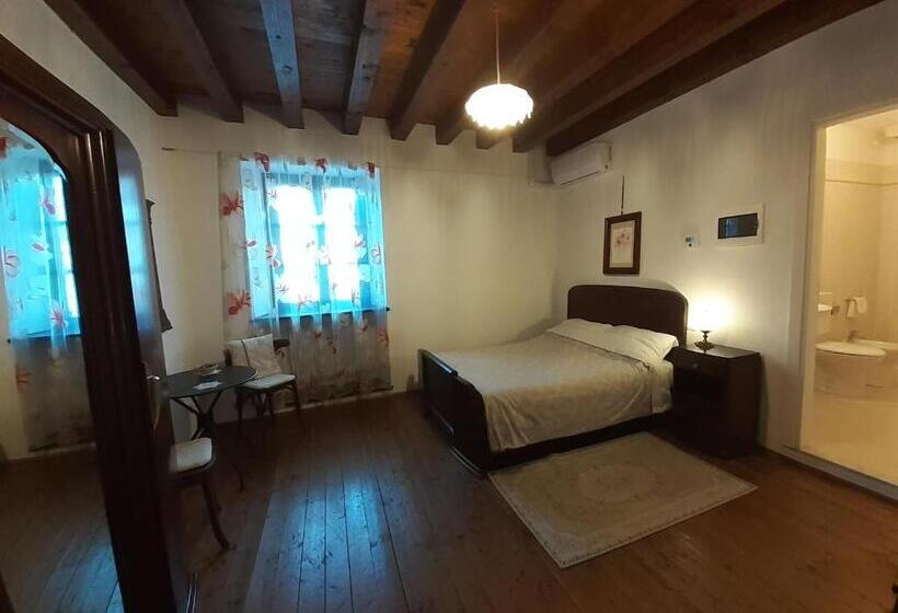 غرفة إقتصادية, Agriturismo Borgo Floreani