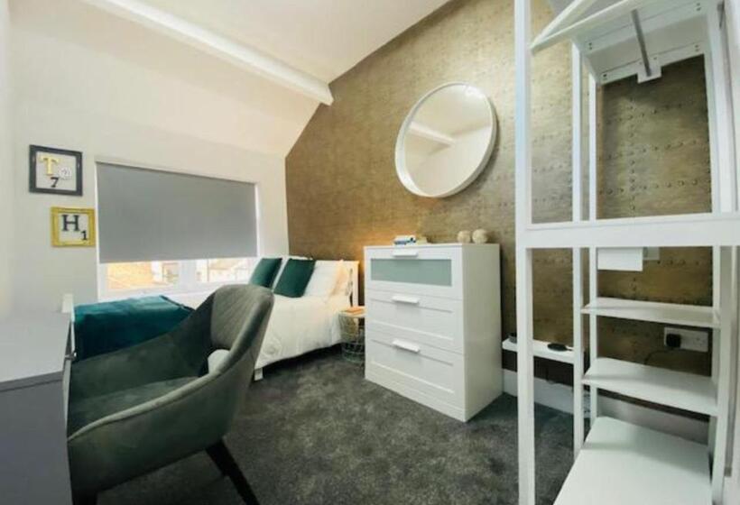 Номер Superior, Townhouse Plus @ Lower Beth Street Stoke