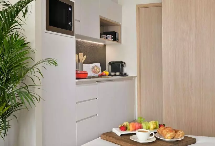 آپارتمان 1 خوابه با بالکن, Adagio Premium The Palm