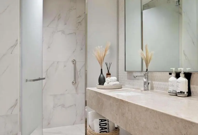 آپارتمان 1 خوابه, Adagio Premium The Palm