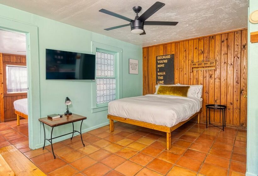 Хижина Deluxe, Frio River Cabins