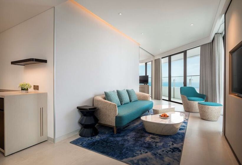 Executive Suite Meerblick, Radisson Hotel Danang