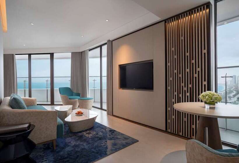 Executive Suite Meerblick, Radisson Hotel Danang