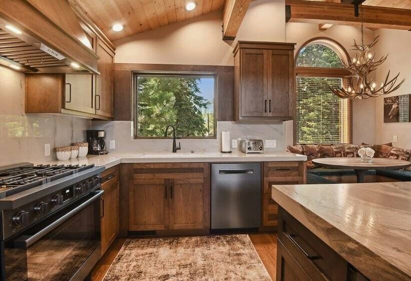 خانه 1 خوابه, Shoreline Vista