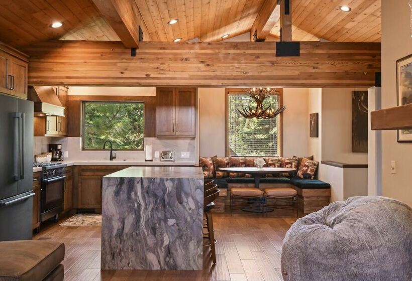 خانه 1 خوابه, Shoreline Vista