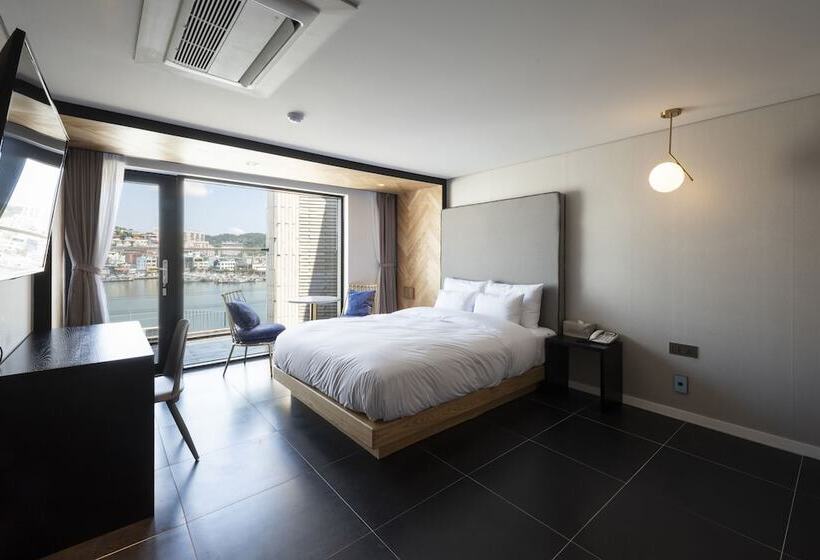 带观景的高级间, Brown Dot Tongyeong