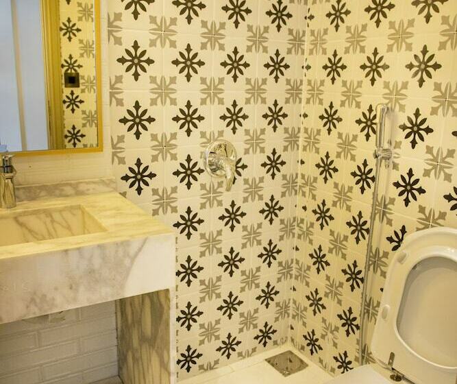 Aile Süiti, Caravana Beach Resort Al Zorah