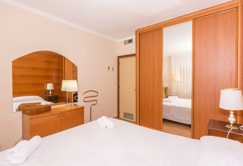 آپارتمان 3 خوابه, Homeholidaysrentals Apartamento Amaral   Costa Barcelona