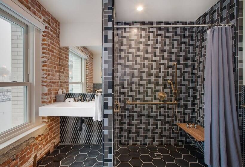 适合残疾人使用的标准间, Venice V