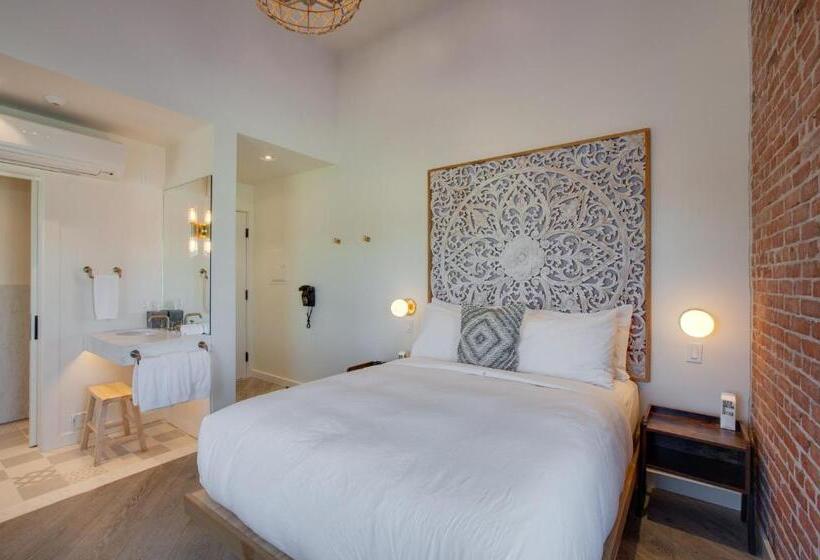 标准间侧面带海景, Venice V