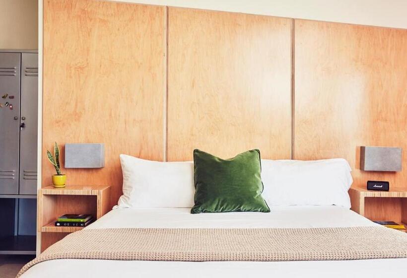 海景套房, Venice V