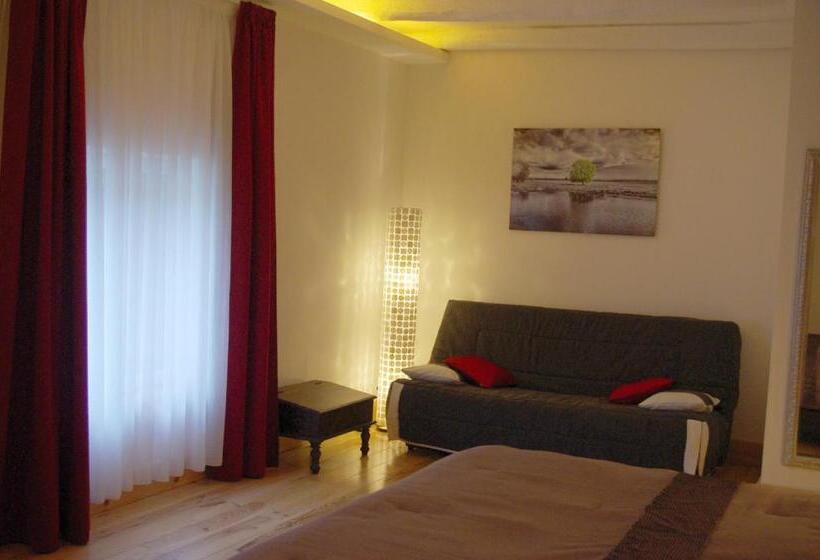 חדר דלוקס, La Cascade De Hauterive