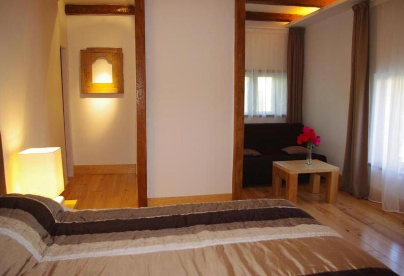 חדר דלוקס, La Cascade De Hauterive