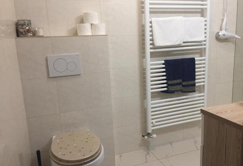 جناح ديلوكس, Penzion Lednice