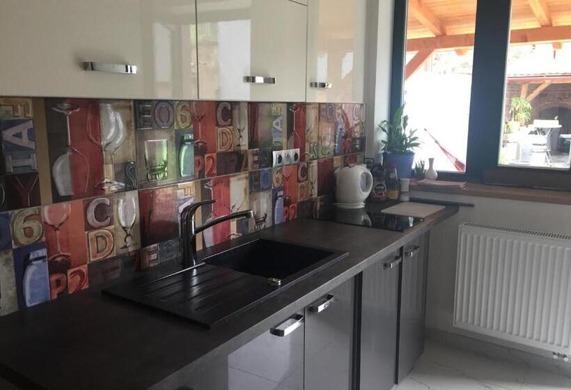 جناح ديلوكس, Penzion Lednice