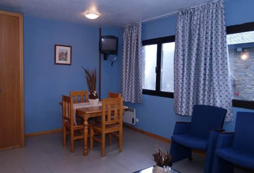 استودیوی استاندارد, Apartments Crest Pas