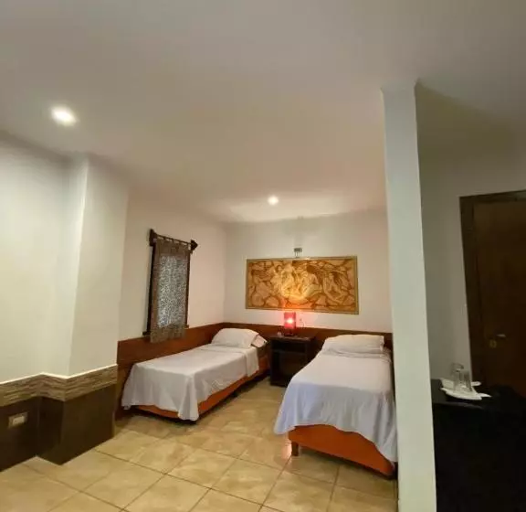 اتاق استاندارد چهار تخته, Boutique Hotel De La Fonte By Nordic