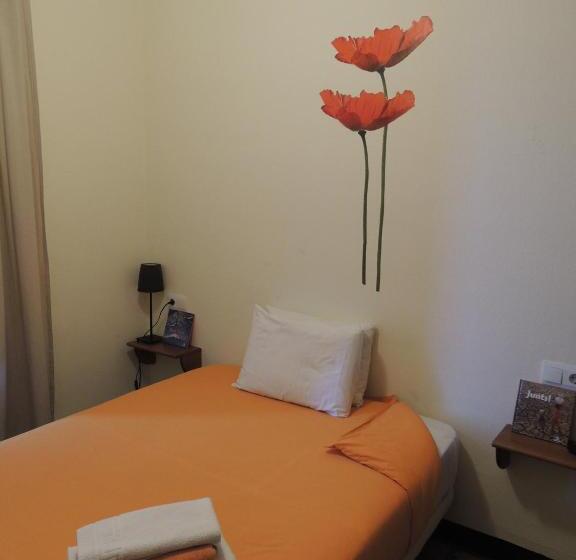 标准间, Fonda Can Fasersia