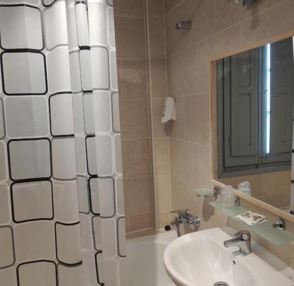 带共用浴室的标准房间, Fonda Can Fasersia