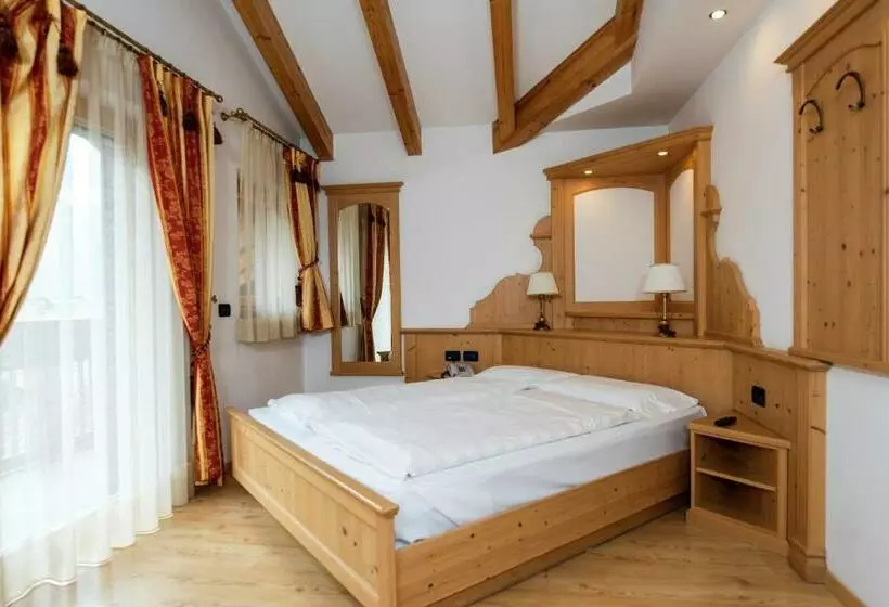 اتاق کلاسیک, B&b Andreas