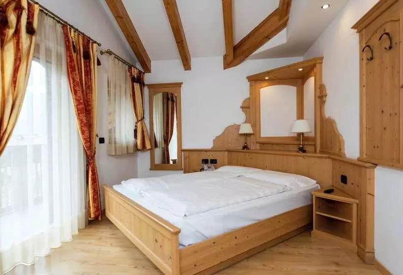 اتاق کلاسیک, B&b Andreas