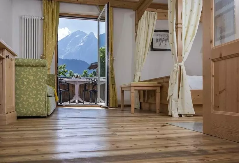 اتاق کلاسیک, B&b Andreas