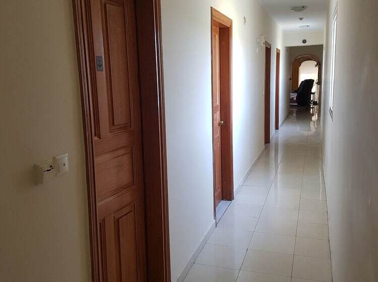 스탠다드 트리플 룸 풀장 전망, Aphrodite