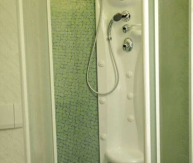 수피리어 룸, Baita Clementi