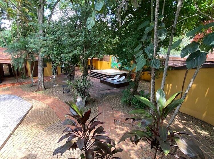 חדר סטנדרט לארבעה, Boutique Hotel De La Fonte By Nordic