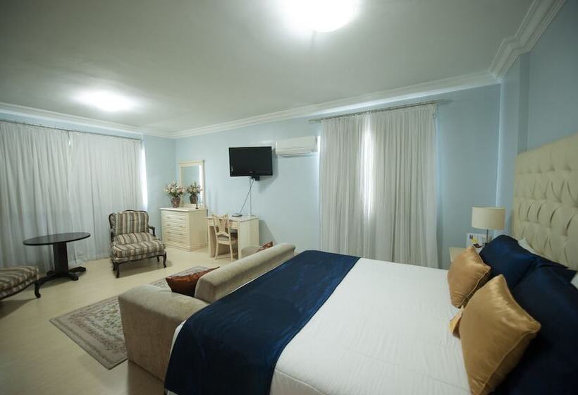 Люкс Сеньор, Carlton Plaza São José Dos Campos