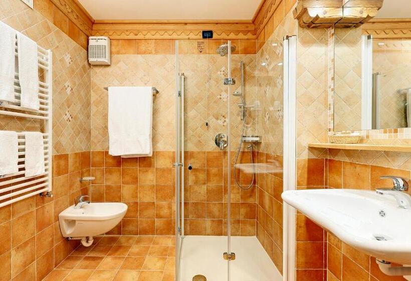 전망 주니어 스위트, Columbia & Spa