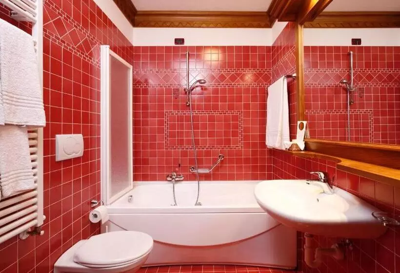 اتاق سوپریور سه تخته, Columbia & Spa