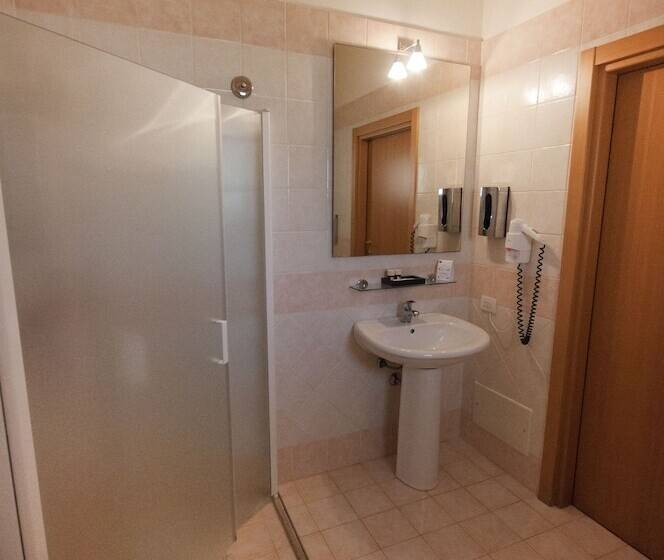 标准三人间, Dolmen Sport Resort