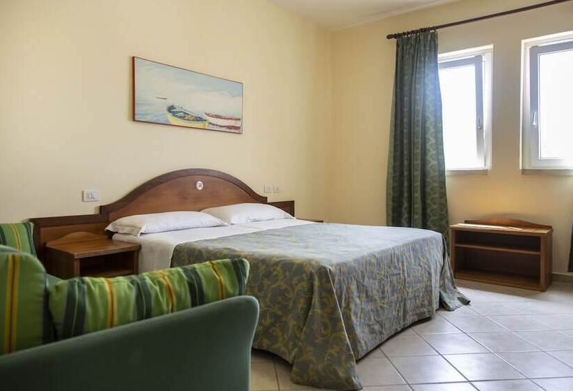 标准三人间, Dolmen Sport Resort