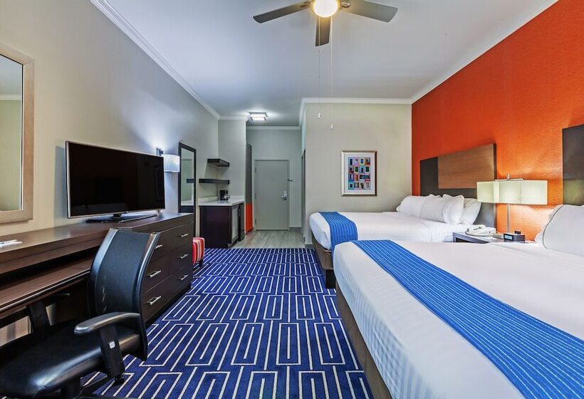 חדר סטנדרט מותאם לאדם עם מוגבלויות, Holiday Inn Express & Suites Houston East, An Ihg