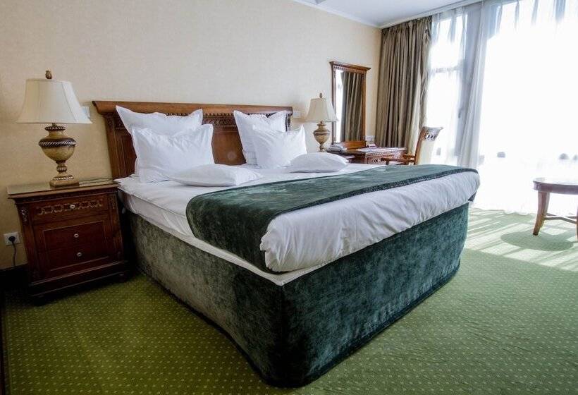 スタンダードルーム, Hp Tower One Brasov