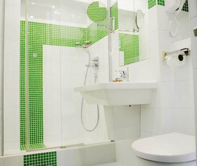 اتاق استاندارد, Kazzhol  Almaty