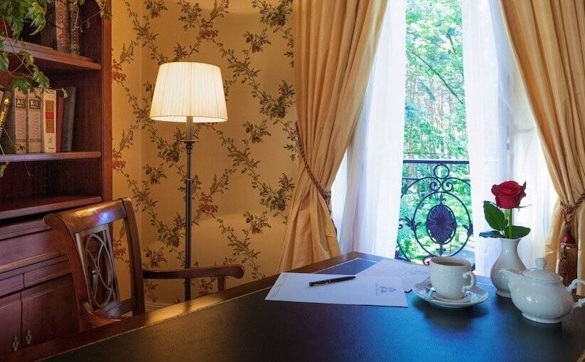 スタンダードルーム, Kronon Park