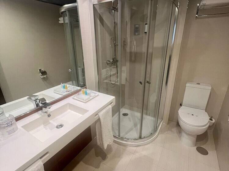 Chambre Standard, Turia Granada