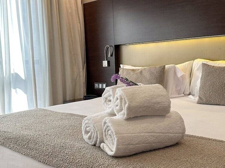 Chambre Standard, Turia Granada