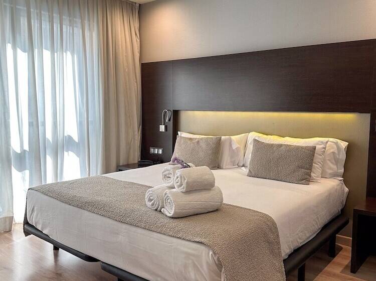 스탠다드 룸, Turia Granada