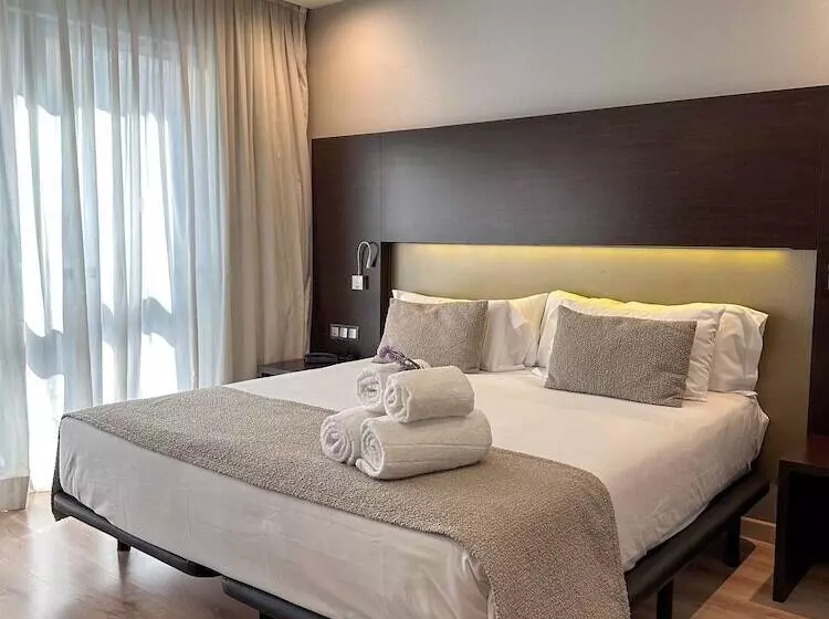 اتاق استاندارد, Turia Granada