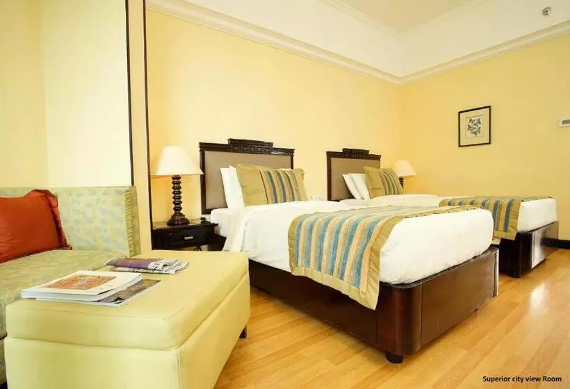 Superior Zimmer Stadtblick, Vivanta Ernakulam, Marine Drive