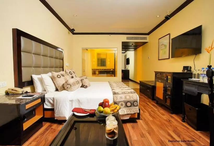 Executive Suite King Bed