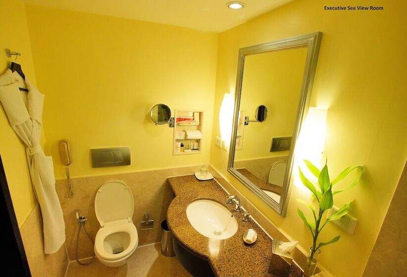 Номер Executive Вид на Море, Vivanta Ernakulam, Marine Drive