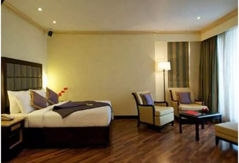 Superior Zimmer mit Ausblick, Vivanta Ernakulam, Marine Drive