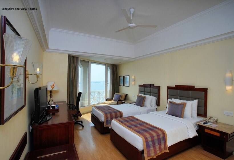 Номер Executive Вид на Море, Vivanta Ernakulam, Marine Drive